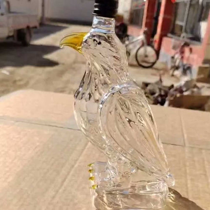 Unique Eagle Whiskey Glass Decanter Bottle Gift for Men & Dad Decor