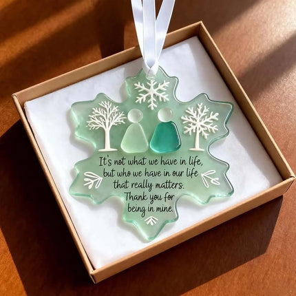 Snowflake Sea Glass Ornament – Rustic Holiday Decor for Friends