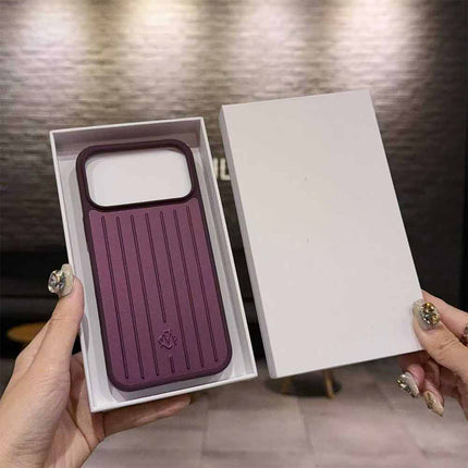 Burgundy Aluminum Phone Case for iPhone 18 Pro Max