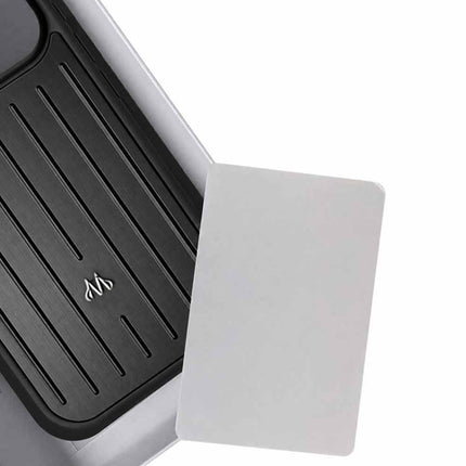 2026 New Black Aluminum Phone Case for iPhone 18 Pro