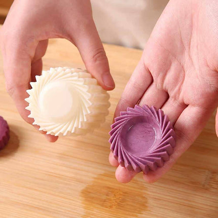 2Pcs Creative Double-Ended 2-in-1 Pastry Mold Baking Tool