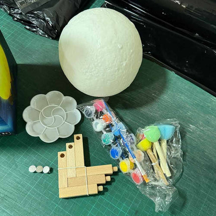 DIY 3D Moon Lamp Painting Kit for Kids 3-12 Cool Gift Boy Girl Craft Toy